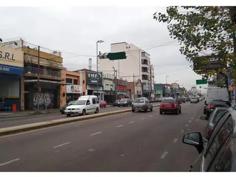 Hipolito Yrigoyen al 6700