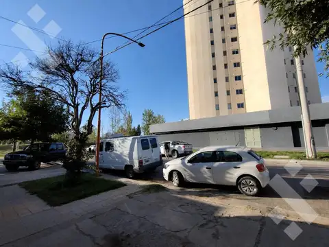 Flipping - Casa a reciclar - con potencial de Renta - Cipolletti - Excelente zona