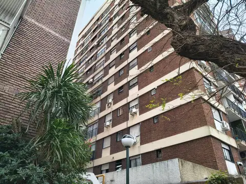 Departamento en venta, monoambiente ubicado en el centro de Martínez, edificio Laguzzi.