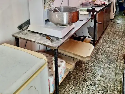 Local en Venta 60 años