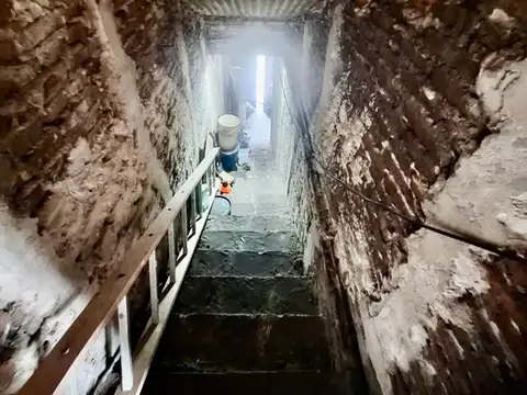 Local en Venta 60 años