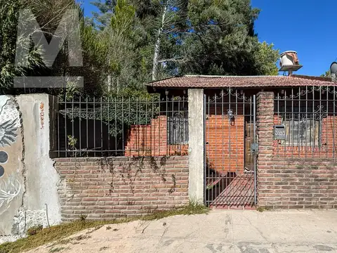 Av. Montevideo Esq. Rio de La Plata al 3900