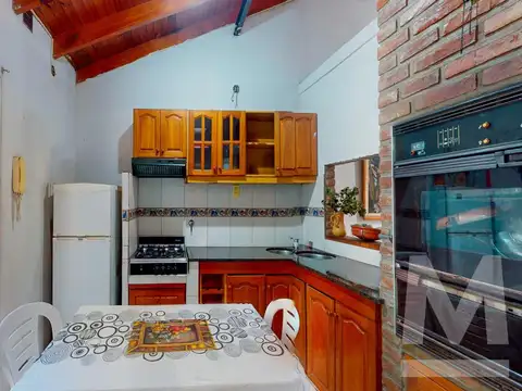 Casa 2 ambientes con 1 baño
