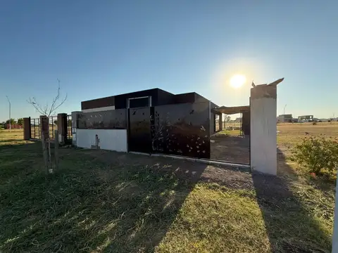 Casa a la venta a estrenar dos dormitorios y comodin en EcoTierra Pueblo Esther