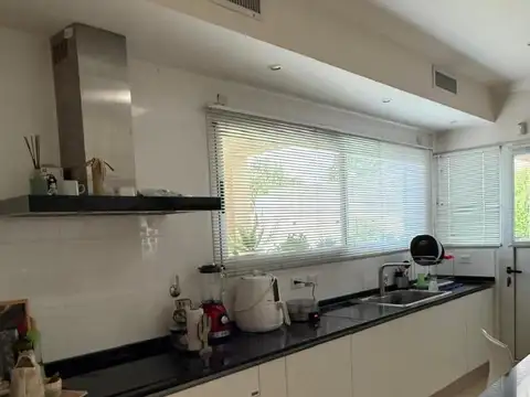 Casa 4 dormitorios amenities Juan B Justo 200 Ramallo BsAs