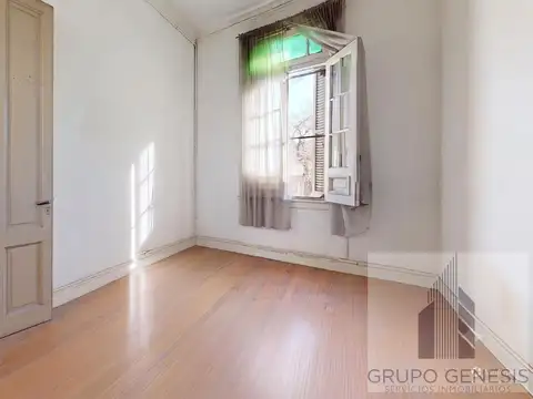 Depto Tipo Casa en Venta de 5 ambientes