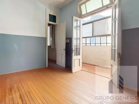 Depto Tipo Casa en Venta 80 años