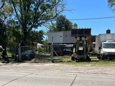 Terreno de 611 m² en Venta en Villa Udaondo Sobre Colectora y El Zorzal