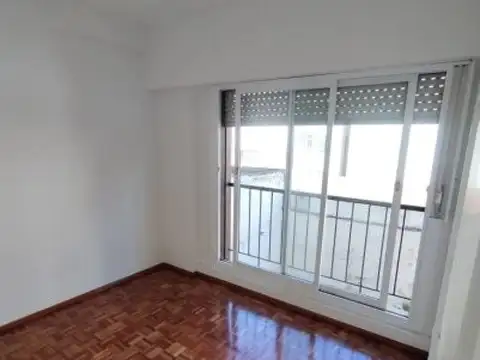 Maipu 26 , Piso 4