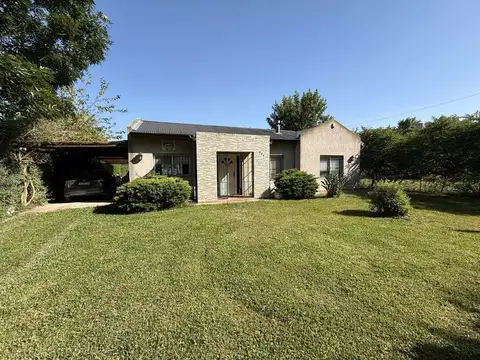 Casa QUINTA Multifamiliar-Casa 4 Amb + Casa  2 Amb