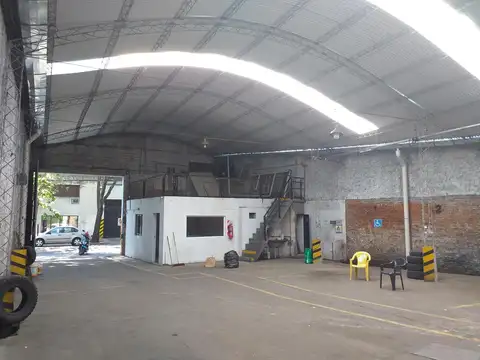 Galpon en Alquiler 9  mts Frente