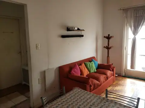 Avenida Crovara 300, Piso 2