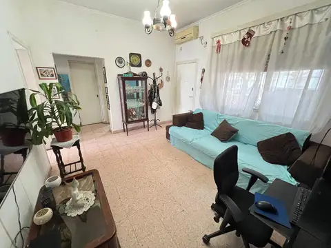 Casa en Venta en Temperley, USD 115.000
