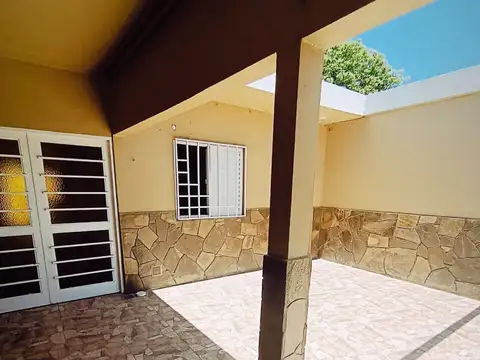 Casa en Alquiler de 3 dormitorios