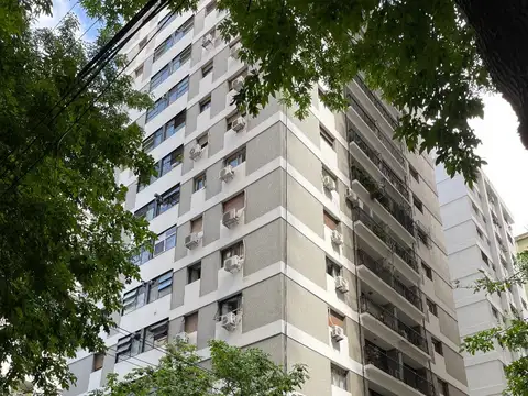 José Hernández 2000, Piso 13
