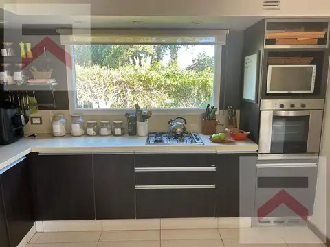 Casa en Venta al Este