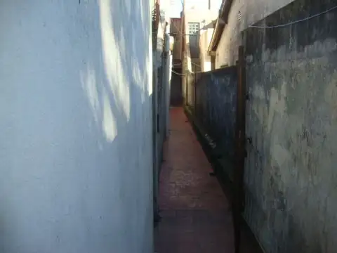 Depto Tipo Casa 2 ambientes con 1 baño