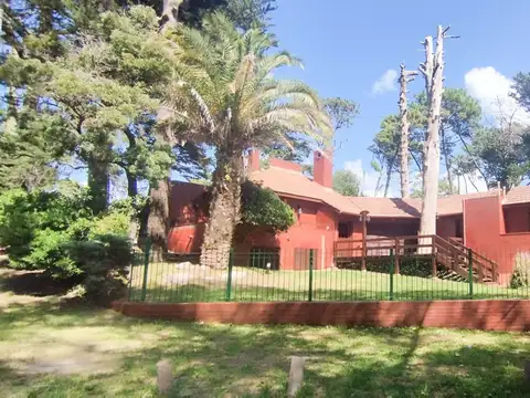 Venta casa Paraiso 5 amb Barrio Norte 661m2 cub 230m2 cub