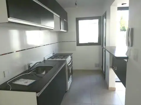 Casa en Venta en Jose Hernandez, USD 185.000