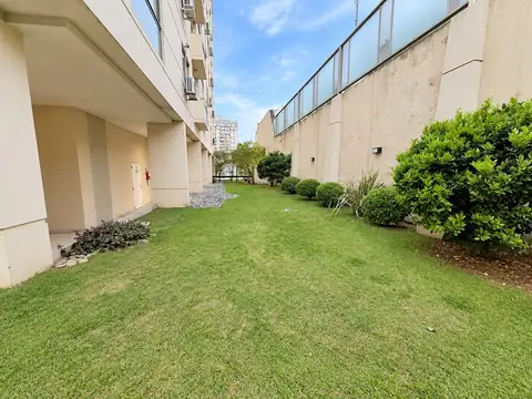 Departamento en Alquiler en Parque Chacabuco, $ 800.000