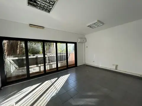 Oficina Monoambiente con 2 baños