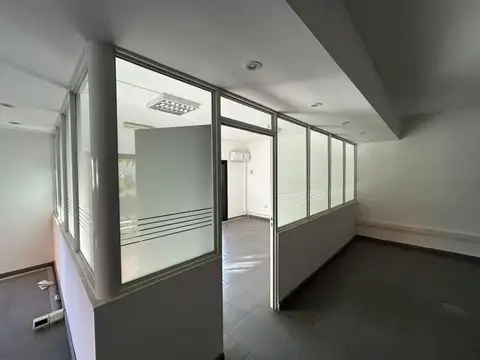 Oficina en Alquiler en Posadas, $ 1.800.000