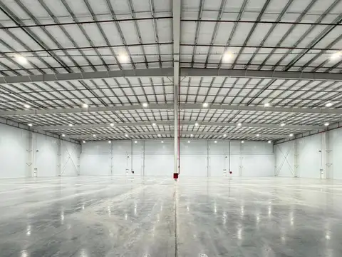 Nave Industrial y logistica en alquiler Acceso Oeste y Camino del Buen Ayre Predio cerrado seguridad