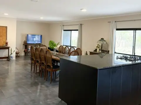 Casa en Venta en Countries y Barrios Cerrados en San Lorenzo, USD 280.000