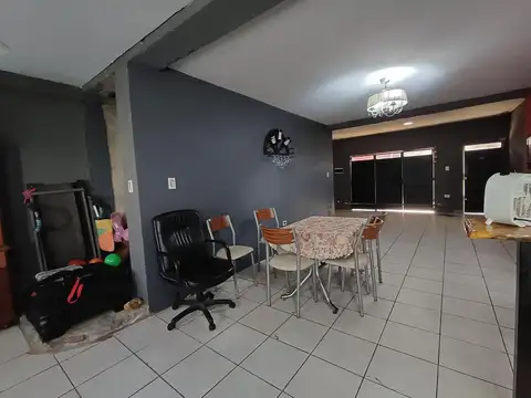 Casa en Venta en Roque Saenz Peña, USD 49.000