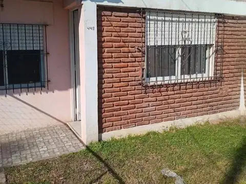 Departamento en alquiler c/ cochera en Los Polvorines