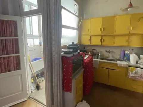 Departamento 4 ambientes con 2 baños