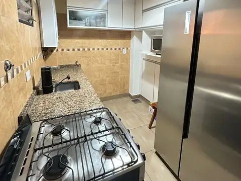 Casa - Venta - Argentina, Lanús - LOMAS VALENTINAS 424