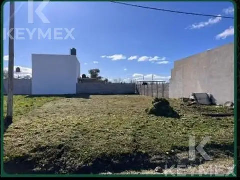 Terreno en Venta en Los Hornos, USD 9.000