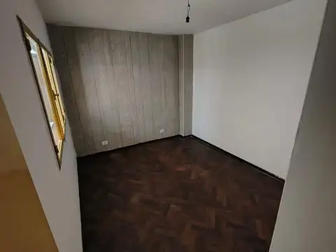 ALQUILER DEPARTAMENTO MORENO 179 BIS PISO 04-04