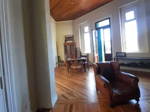 Depto Tipo Casa en Venta 40 años