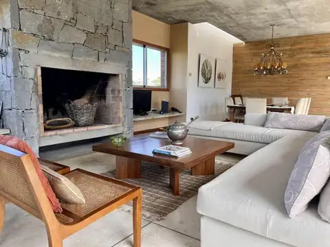 Casa en Venta al Este