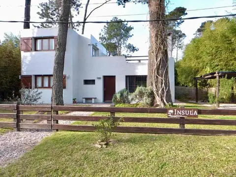 Alquiler Temporada casa Pinares 3 dormitorios
