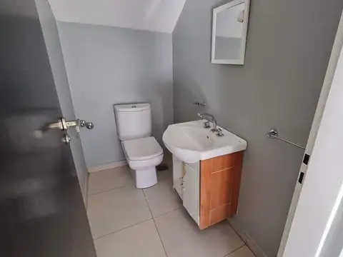 Casa 3 ambientes con 2 baños