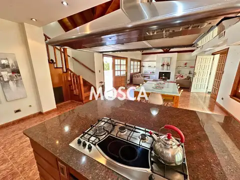 Casa en Alquiler de 3 dormitorios