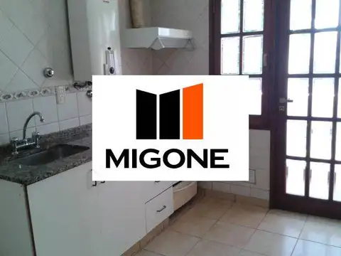 Depto Tipo Casa en Alquiler de 3 ambientes