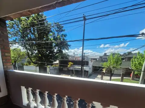 Depto Tipo Casa en Alquiler en Santa Fe, $ 830.000