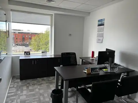 Oficina en Venta 28 años