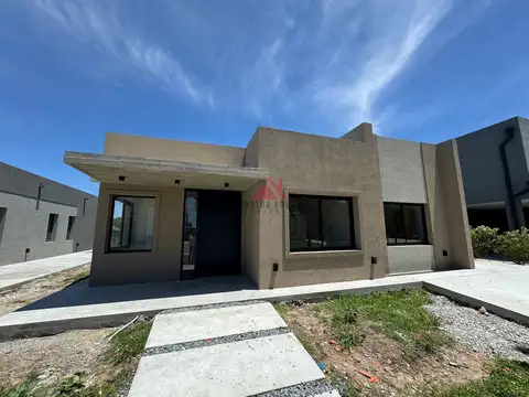 Casa en Venta en Santo Tomas, USD 249.000