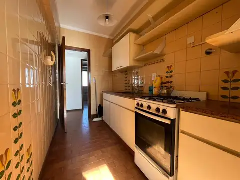 Amplio 3 ambientes en venta Zona Centro
