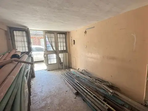Depto Tipo Casa en Venta en Abasto, USD 120.000
