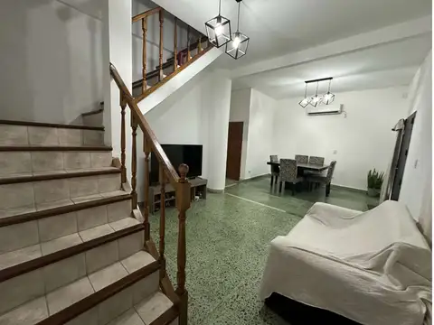 Depto Tipo Casa en Venta de 3 dormitorios