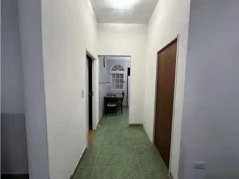 Depto Tipo Casa 4 ambientes con 2 baños