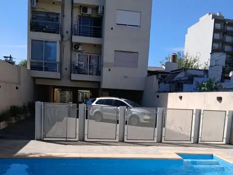 VENTA DEPTO 2 AMB BALCON Y PILETA FRENTE APTO CRED