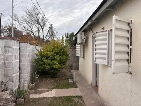 SE VENDE CASA 3 DORM EN MALVINAS ARGENTINAS