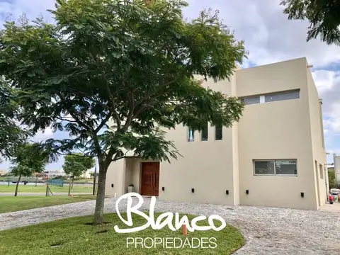 Puertos del Lago - Vistas 100